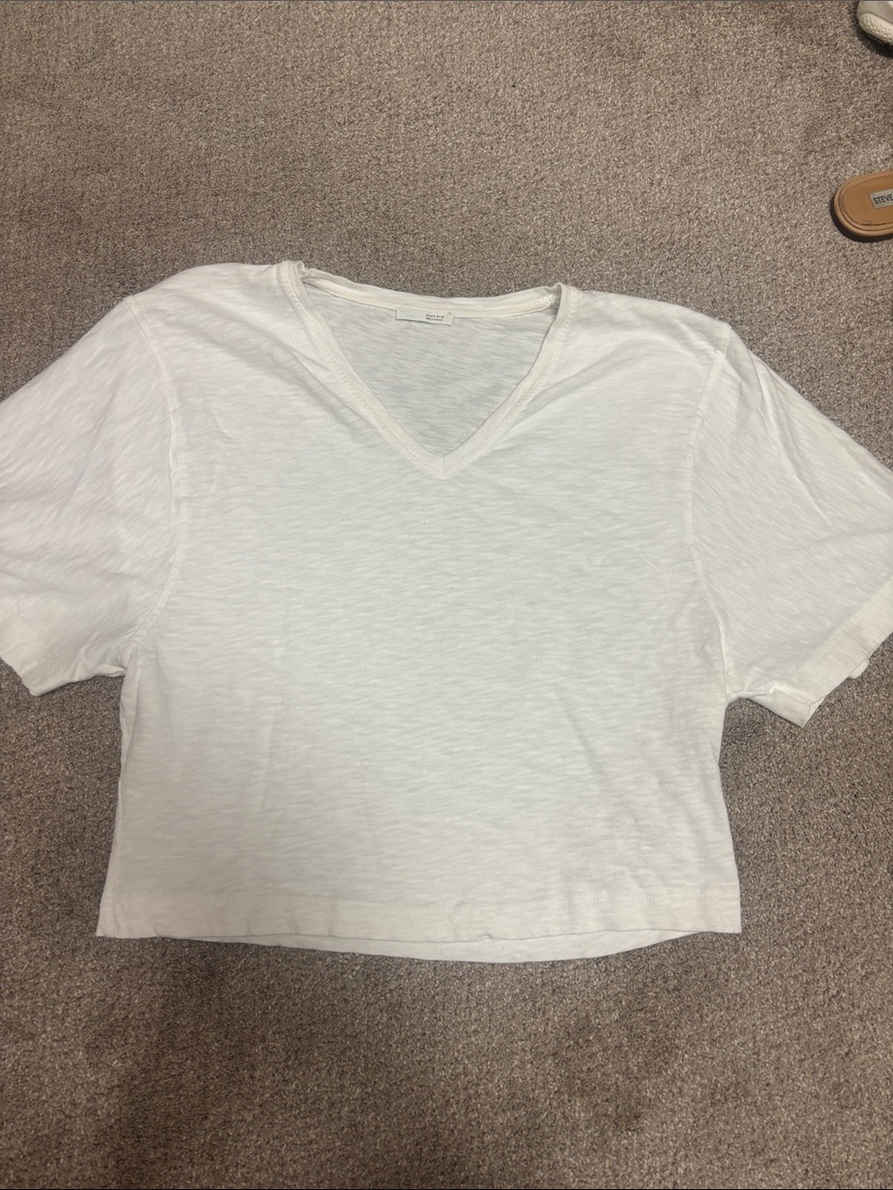 Zara White Cropped V-Neck Tee